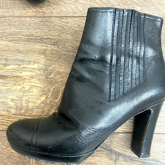 Prada Authentic leather platforms booties size 37.5 black - Picture 1 of 7